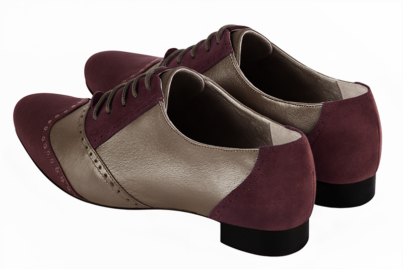 Burgundy red and tan beige women's fashion lace-up shoes. Round toe. Flat leather soles. Rear view - Florence KOOIJMAN